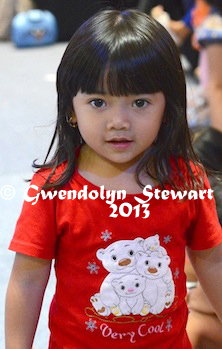 In the Audience at the Beauty Contest at the Plaza 
Ambarrukmo, Yogyakarta, Indonesia, Photographed by Gwendolyn Stewart 
c. 2014; All Right Reserved